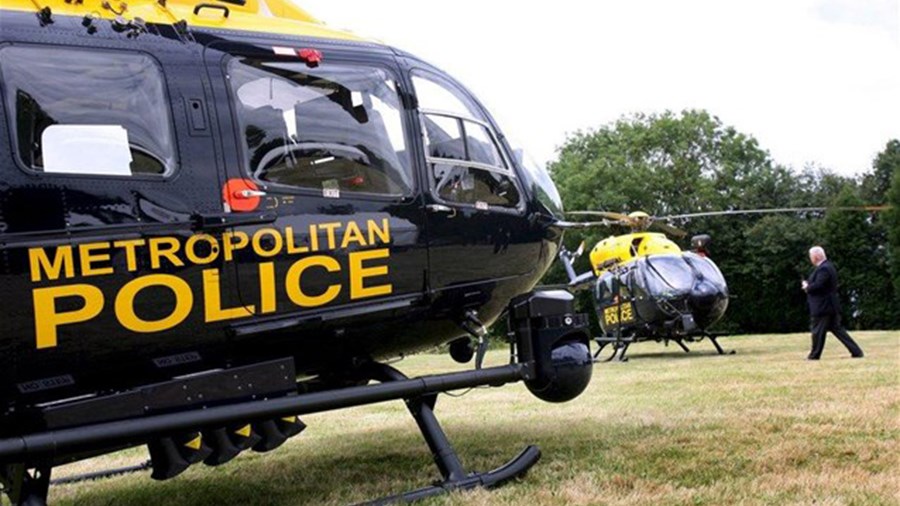 Σάλος στη Βρετανία – Πρώην αστυνομικός βιντεοσκοπούσε γυμνούς ανθρώπους από ελικόπτερο