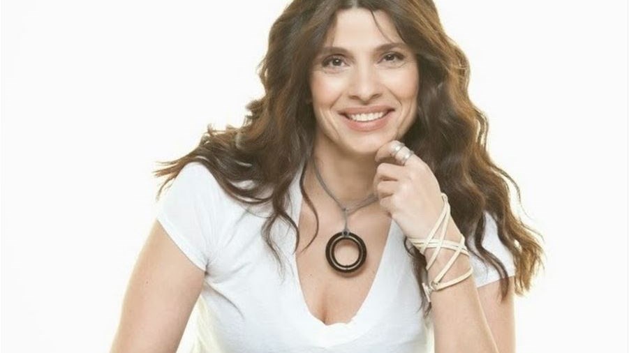 Τσαπανίδου: Χρησιμοποιούν το όνομά μου για να πουλούν… “ματζούνια”