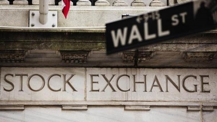 Wall Street: Απώλειες εν μέσω γεωπολιτικών πιέσεων