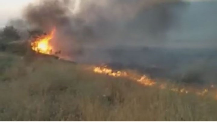 Δύο ελληνικά καναντέρ συνδράμουν στην πυρκαγιά στα χωριά της ελληνικής μειονότητας στην Αλβανία