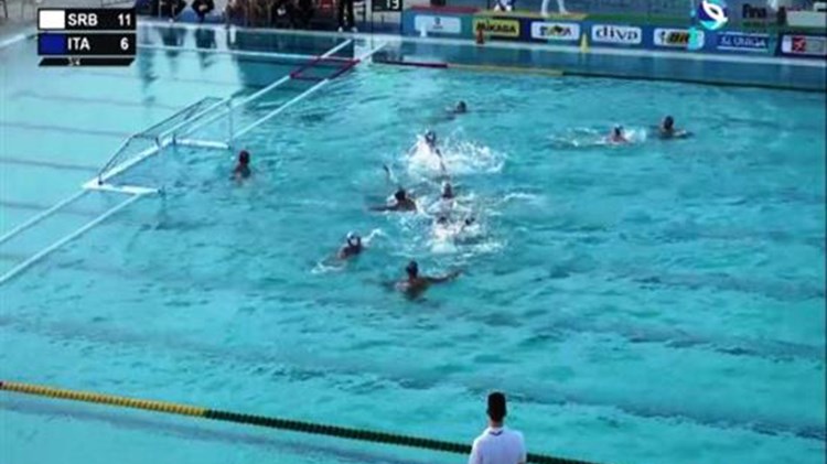 Επεισόδια στην πισίνα: Οι πολίστες της Σερβίας και της Ιταλίας πιάστηκαν στα χέρια – ΒΙΝΤΕΟ