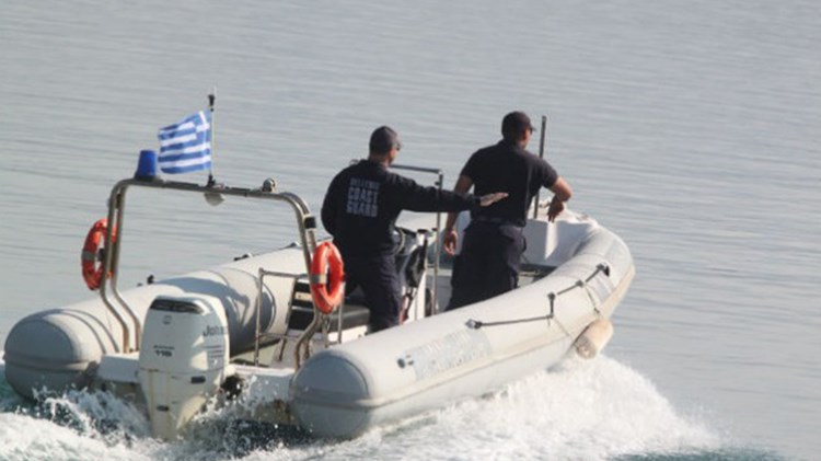 Ασύλληπτο: Πρόσφυγας προσπάθησε να φύγει από τη Χίο κολυμπώντας