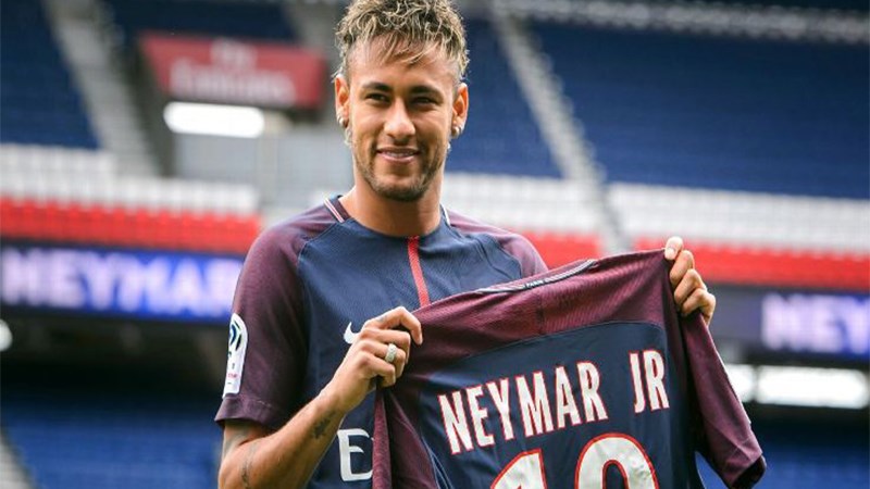 Τα χρήματα του Κατάρ κλονίζουν το ποδόσφαιρο