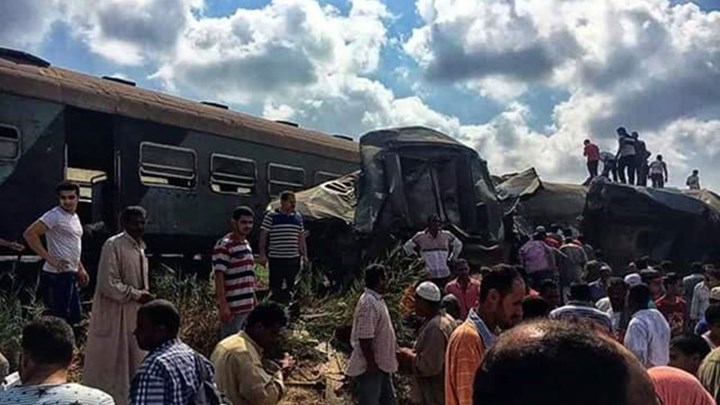Στους 41 οι νεκροί από τη σύγκρουση τρένων στην Αίγυπτο