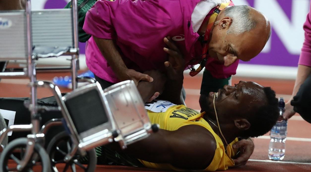 Καρέ – καρέ η πτώση του Γιουσέιν Μπολτ στην τελευταία του κούρσα – ΦΩΤΟ