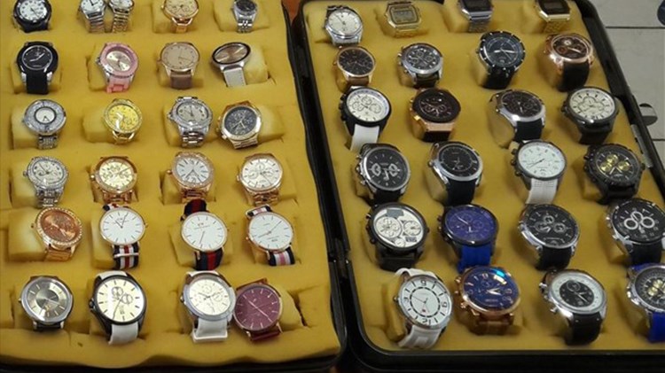 Αστυνομική επιχείρηση με κατασχέσεις με 4.500 ειδών παρεμπορίου στη Χαλκιδική – ΦΩΤΟ