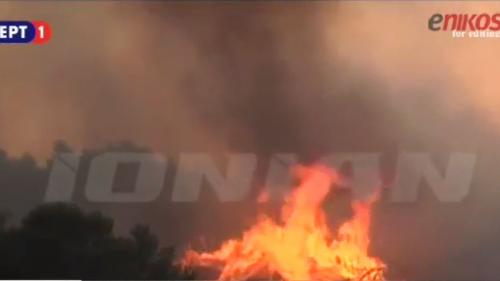 Σε πύρινο κλοιό η Ζάκυνθος – Η Πυροσβεστική εξετάζει το ενδεχόμενο εμπρησμού – ΒΙΝΤΕΟ