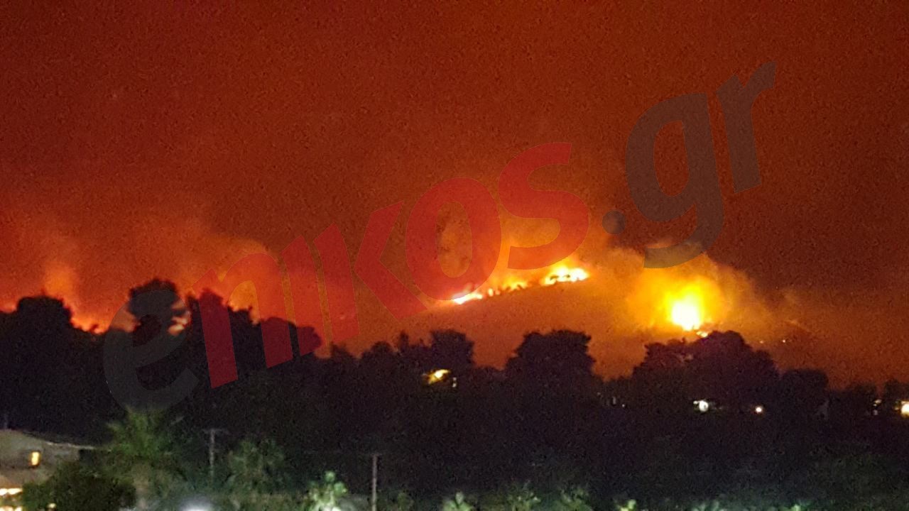 Απειλούνται σπίτια από την πυρκαγιά στο Βαρνάβα – ΤΩΡΑ