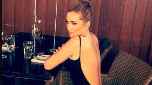 Πως θα απαλλαγείς από την ακμή στην πλάτη