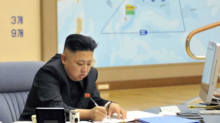 Ο Κιμ Γιονγκ-Ουν “παγώνει” το σχέδιο εκτόξευσης πυραύλων στο Γκουάμ