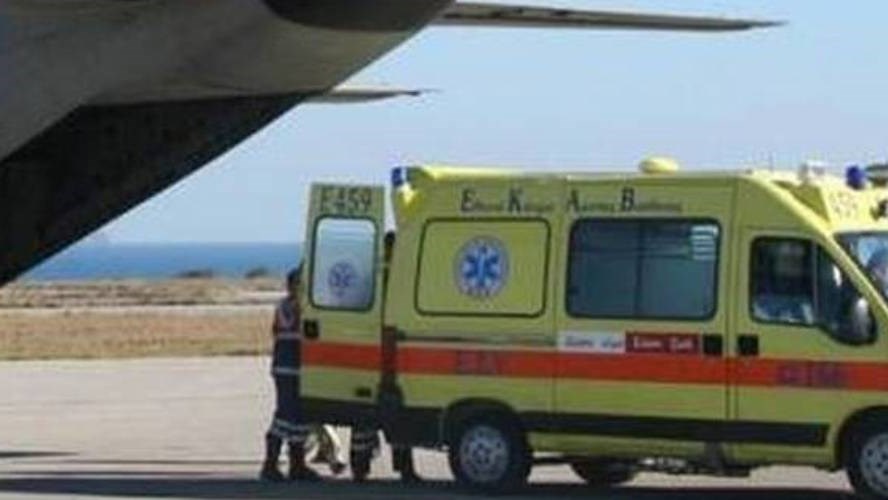 Αεροδιακομιδή 40χρονου τραυματία τροχαίου από τη Σαντορίνη στην Κρήτη