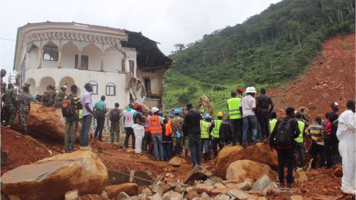 Τραγωδία στη Σιέρα Λεόνε: 105 παιδιά μεταξύ των θυμάτων από τις σαρωτικές πλημμύρες