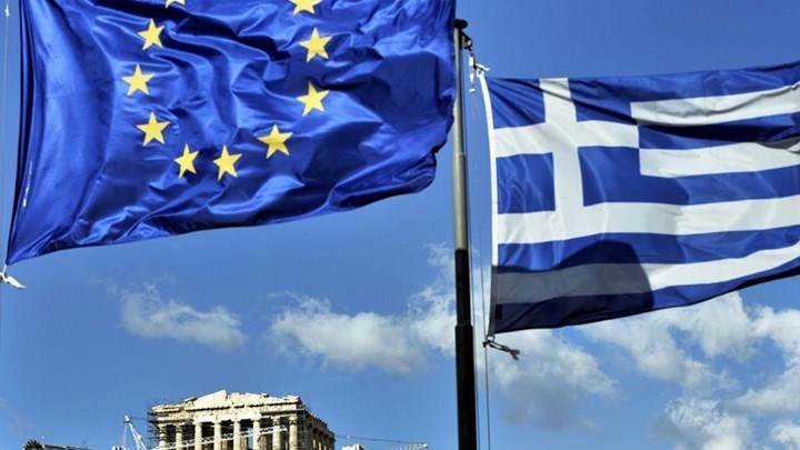 Politico: Αναχρονιστικές οι φωνές υπέρ του Grexit