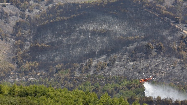 Άμεσα μέτρα για τις πληγείσες από την πυρκαγιά περιοχές της Αττικής αποφάσισε το υπουργείο Εσωτερικών