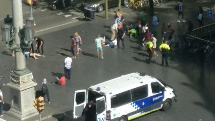 Πανηγυρίζουν στο Telegram υποστηρικτές του Ισλαμικού Κράτους για την επίθεση στη Βαρκελώνη – ΤΩΡΑ