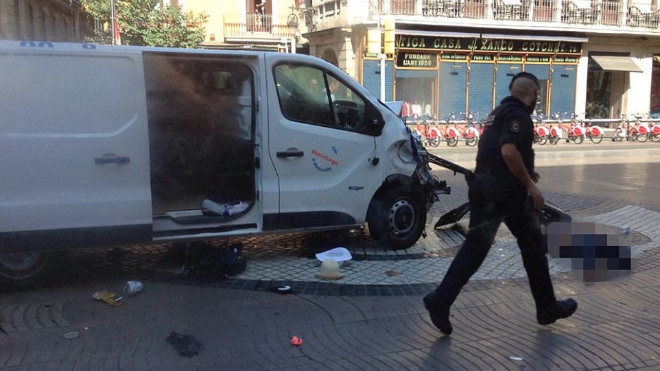 Έκρηξη με έναν νεκρό σε σπίτι στην Καταλονία – Συνδέεται με την επίθεση στη Βαρκελώνη αναφέρουν οι αρχές