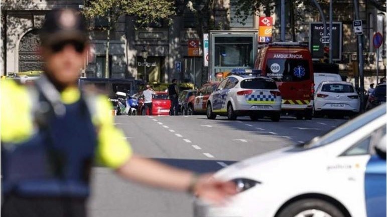 Σε κρίσιμη κατάσταση η Ελληνίδα που τραυματίστηκε στην επίθεση της Βαρκελώνης – ΒΙΝΤΕΟ