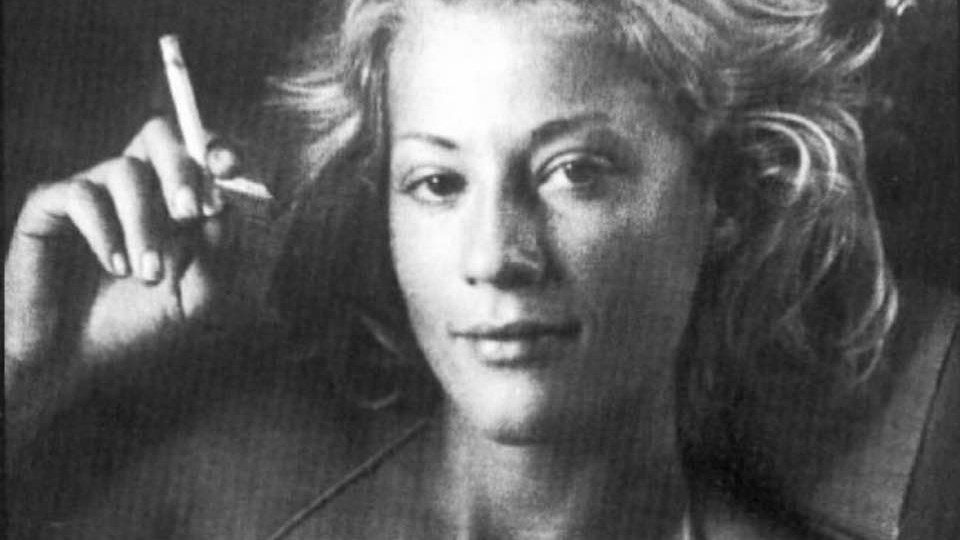 Το συγκινητικό αντίο της Ρένας Δούρου στη Ζωή Λάσκαρη – ΦΩΤΟ