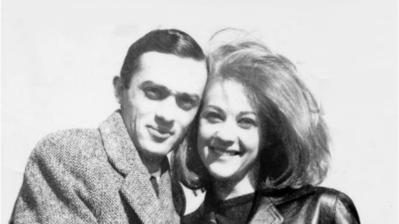 Το “αντίο” του Νίκου Μαστοράκη στη Ζωή Λάσκαρη – ΦΩΤΟ