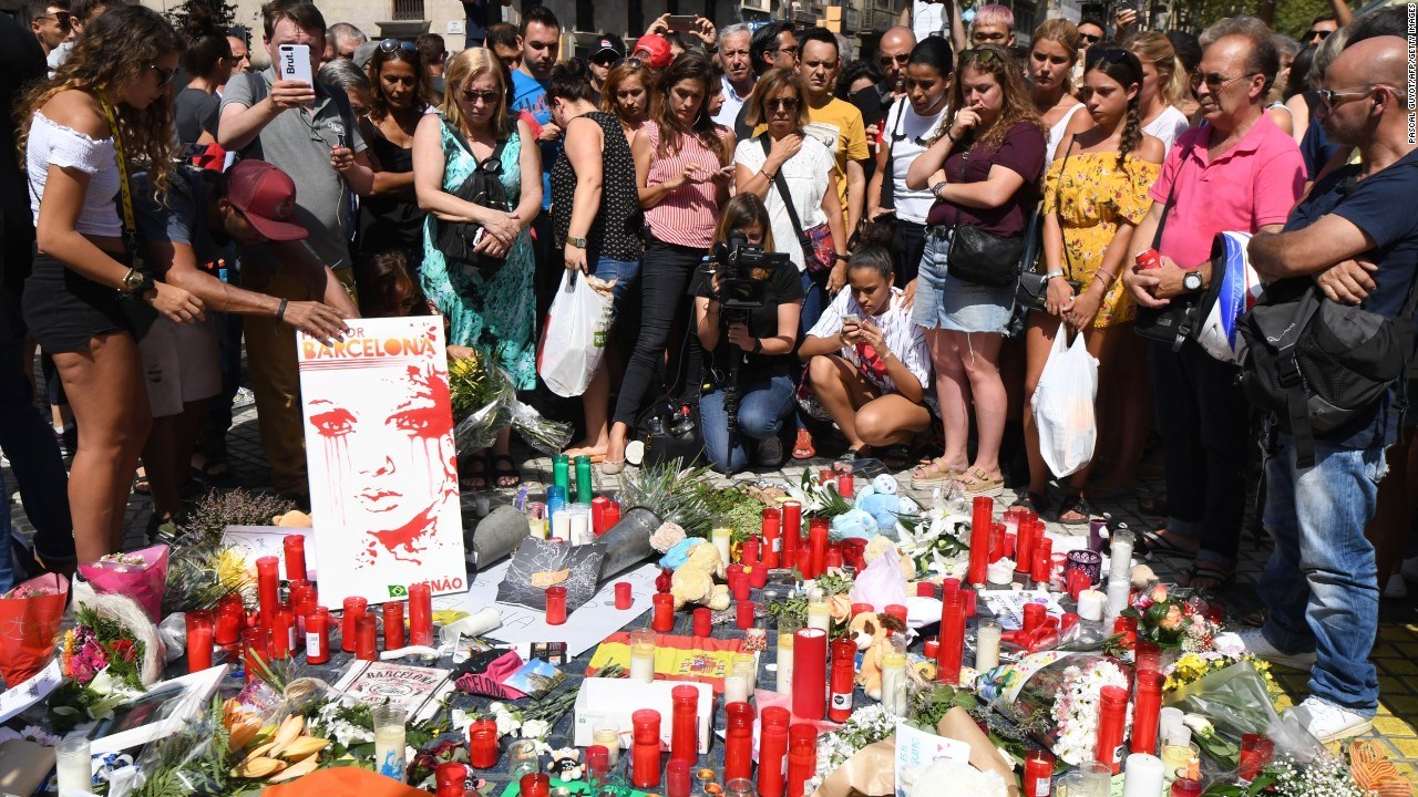 Στους 15 οι νεκροί από τις τρομοκρατικές επιθέσεις στην Ισπανία