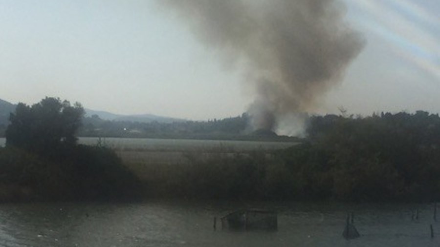 Οι πρώτες εικόνες από τη φωτιά στην Κέρκυρα – ΒΙΝΤΕΟ – ΦΩΤΟ