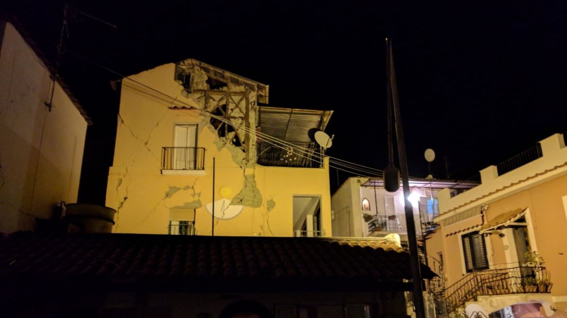 Μια ηλικιωμένη νεκρή και 25 τραυματίες από τον σεισμό στην Ιταλία – Νέες συγκλονιστικές ΦΩΤΟ ΚΑΙ ΒΙΝΤΕΟ