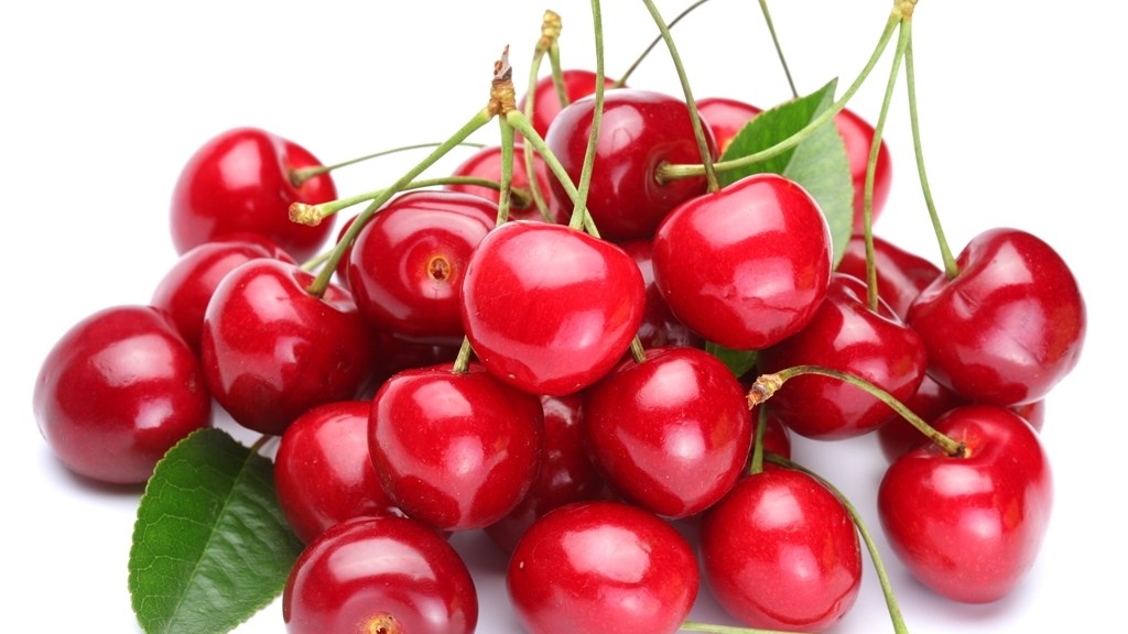 Ένας εύκολος τρόπος για να βγάζεις τα κουκούτσια από τα κεράσια