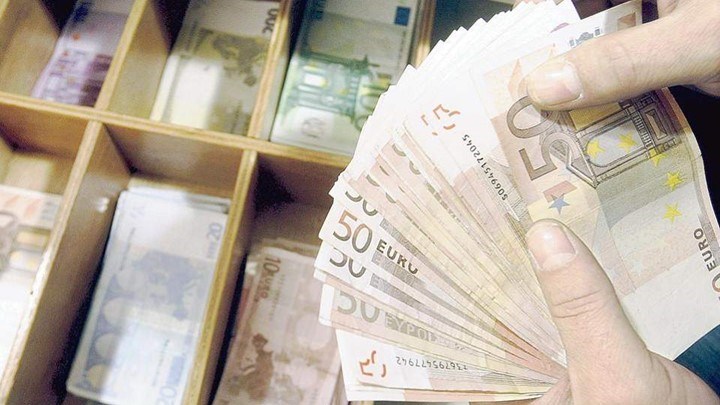 Τα «παράθυρα» που οδηγούν στη σύνταξη πριν τα 62 έτη