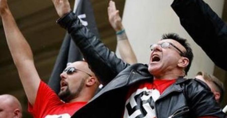 Άνδρας καταδικάστηκε σε 18 μήνες φυλάκιση για ναζιστικό χαιρετισμό στην Αυστρία