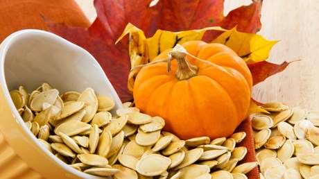 3 τροφές που χαρίζουν λάμψη στο δέρμα