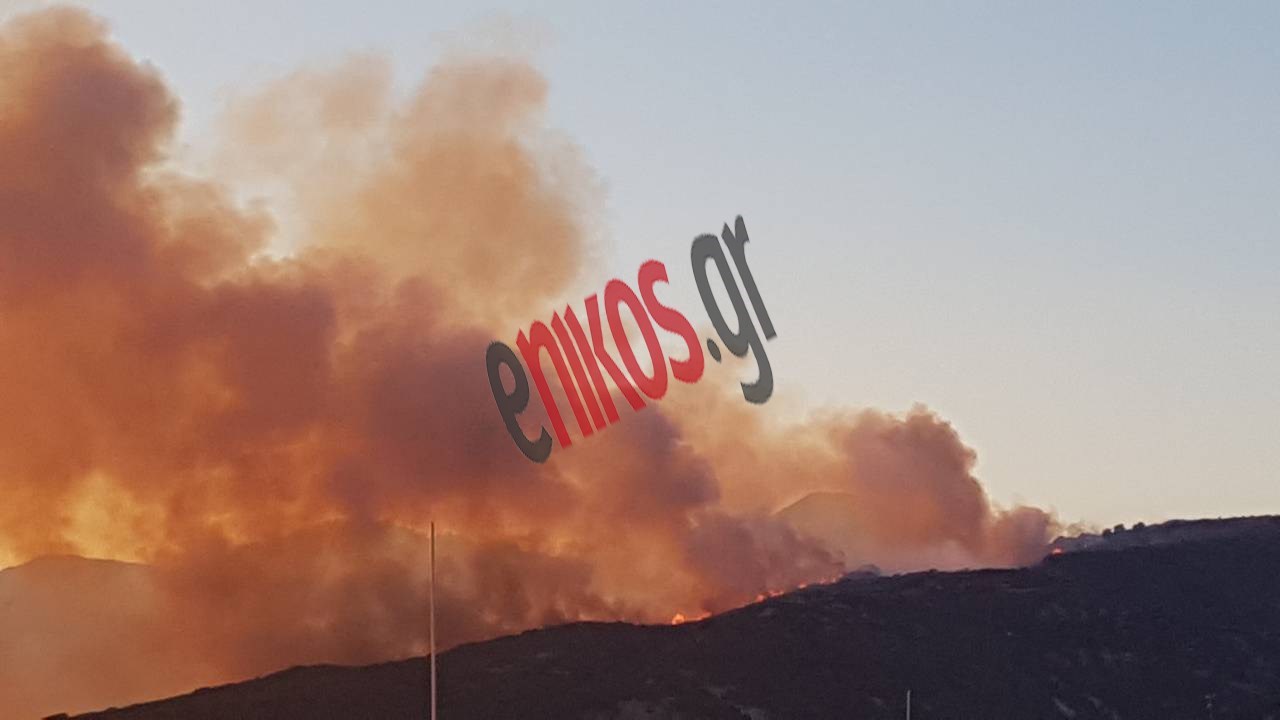 Σε εξέλιξη η πυρκαγιά στο Θέρμο Αιτωλοακαρνανίας