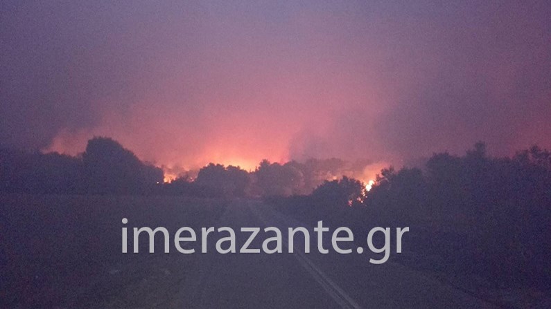 Πύρινος εφιάλτης στη Ζάκυνθο – Σχέδιο εκκένωσης του χωριού Μαριές