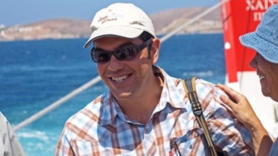 Το τραύμα του Τσίπρα στο μπράτσο