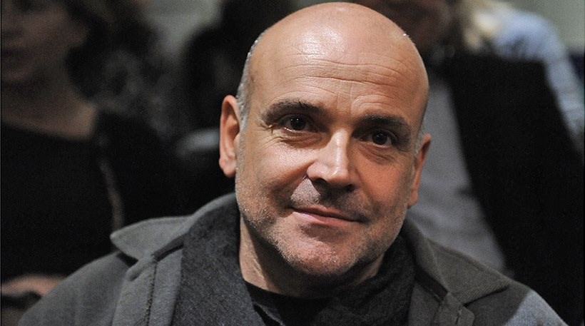 Το συγκινητικό μήνυμα του δημάρχου Ελευσίνας μετά την επίθεση που δέχτηκε με μαχαίρι