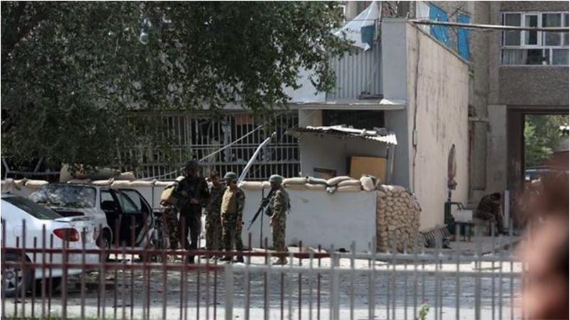 Καμικάζι ανατινάχθηκε μπροστά από την τράπεζα στην Καμπούλ – Τουλάχιστον 4 νεκροί