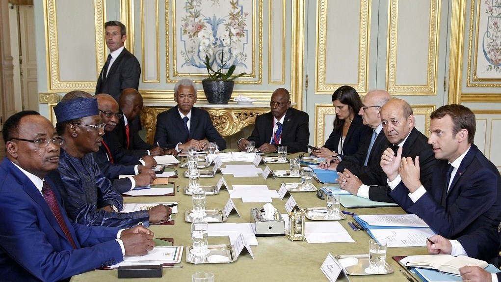 Τι απαντά το υπουργείο Μεταναστευτικής Πολιτικής για την απουσία της Ελλάδας από τη Σύνοδο του Παρισιού