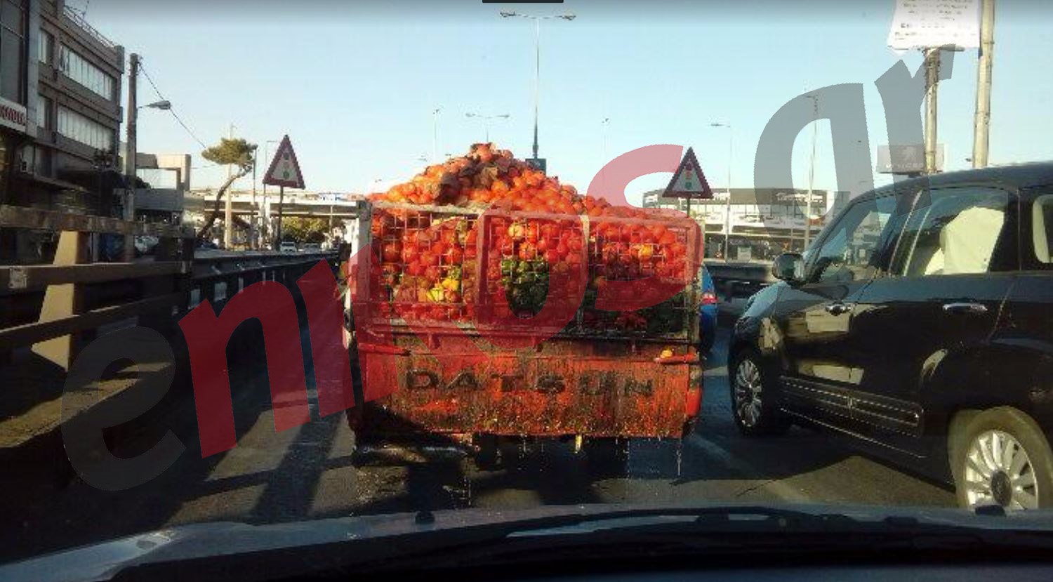 Ελληνική πατέντα: Έκοψε την καρότσα αγροτικού και την έκανε μπαγκαζιέρα – ΦΩΤΟ αναγνώστη