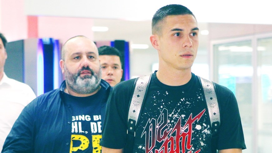 Έφτασε στην Ελλάδα για τον Ολυμπιακό ο Τζούρτζεβιτς