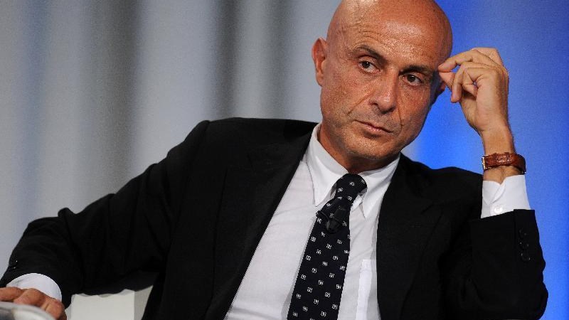 Ιταλός ΥΠΕΣ: «Φοβήθηκα για την αντοχή της δημοκρατικής ταυτότητας της χώρας μας»