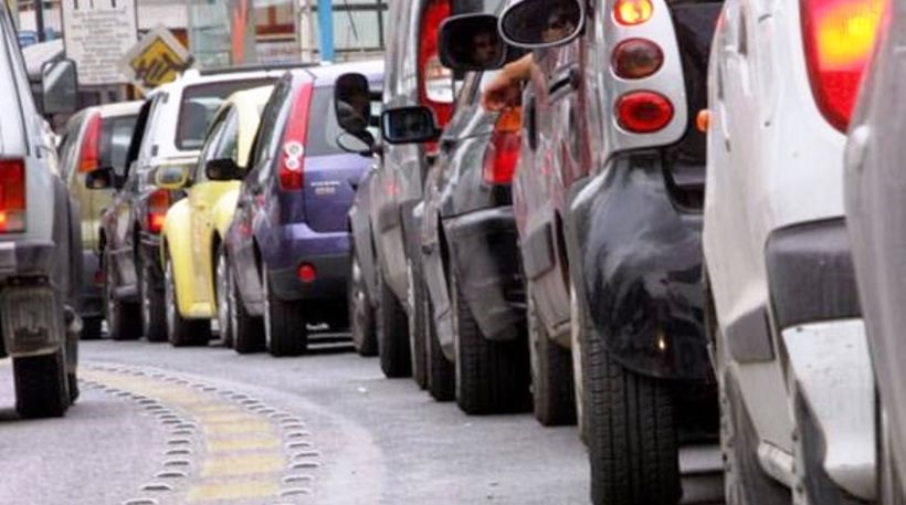 Αυξημένη η κίνηση στους δρόμους της Αττικής – Ποια σημεία να αποφύγετε