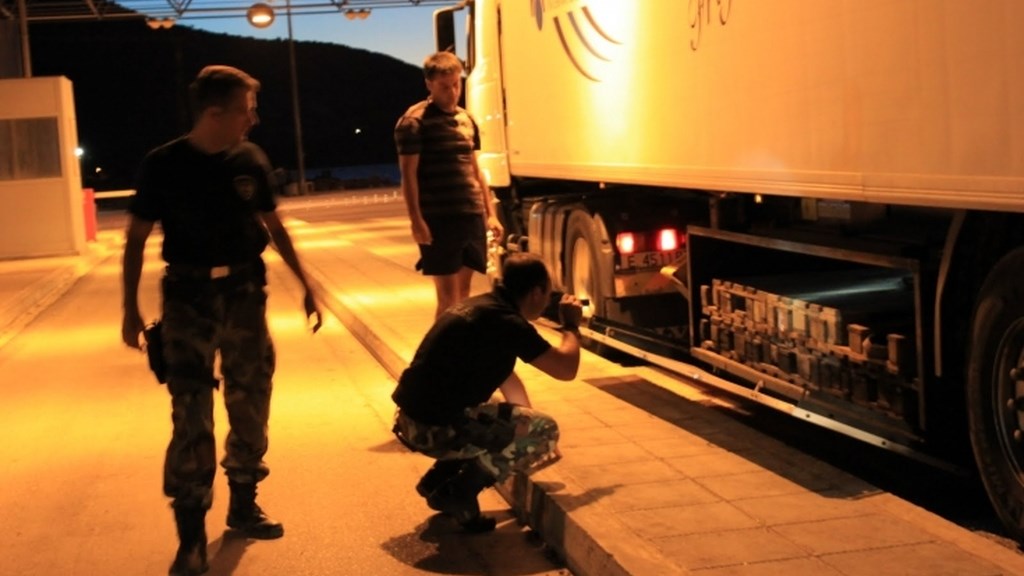 Πάτρα: Κυνηγητό της ΕΛΑΣ με μετανάστες που προσπάθησαν να επιβιβαστούν σε πλοίο για Ιταλία