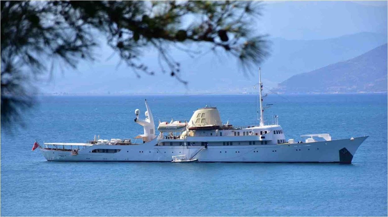 Στο Ναύπλιο η θρυλική θαλαμηγός του Ωνάση “Χριστίνα” – ΦΩΤΟ – ΒΙΝΤΕΟ