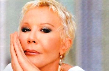 Σήμερα στη μία το μεσημέρι το τελευταίο αντίο στην Ζωή Λάσκαρη