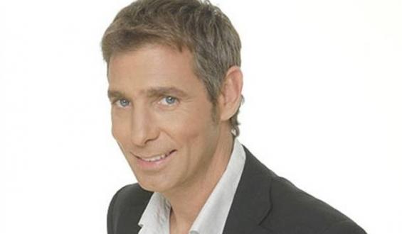 Το ξέσπασμα του Αθερίδη για την πετρελαιοκηλίδα που καταστρέφει τον Σαρωνικό