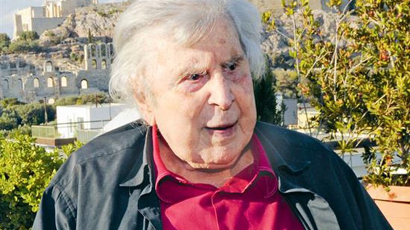 Μίκης Θεοδωράκης: Ο βασιλιάς ΣΥΡΙΖΑΝΕΛ είναι γυμνός