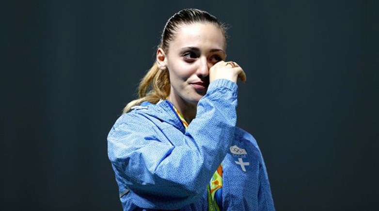 Ποιους και γιατί απειλεί με μηνύσεις η χρυσή Ολυμπιονίκης Άννα Κορακάκη