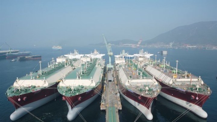 Αυξήθηκε η δύναμη του ελληνικού εμπορικού στόλου