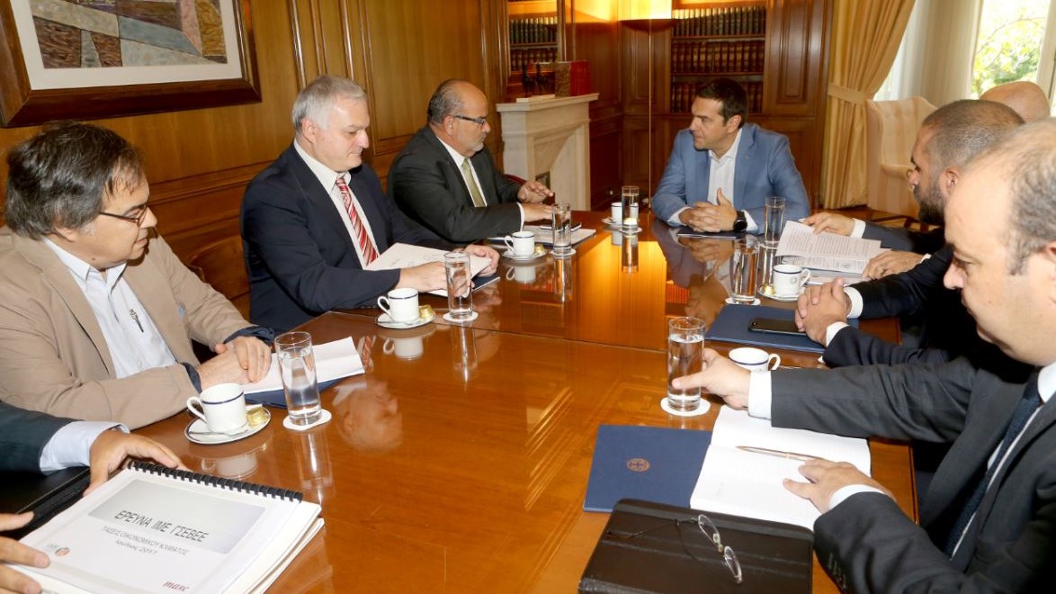 Τσίπρας: Το θέμα είναι να συγκλίνουν οι θετικοί δείκτες με την πραγματική κατάσταση – ΦΩΤΟ