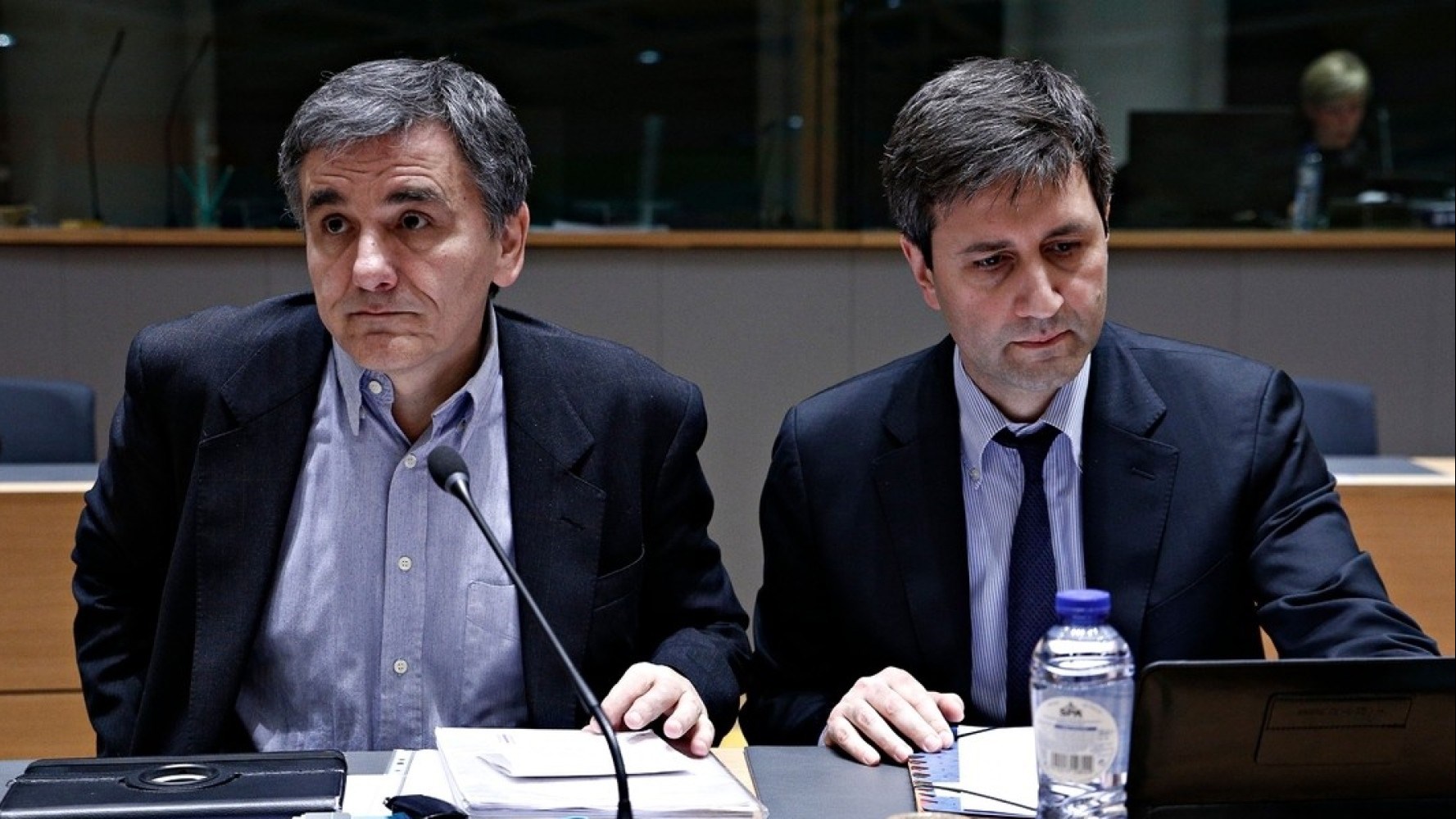 Στις Βρυξέλλες Τσακαλώτος-Χουλιαράκης για τα «υπόλοιπα» μέτρων και δόσης της δεύτερης αξιολόγησης