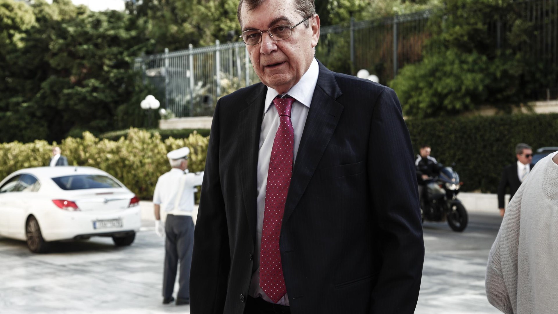 Κρεμαστινός: Να διαλυθούν τα κόμματα της Κεντροαριστεράς όπως έκανε ο Ανδρέας